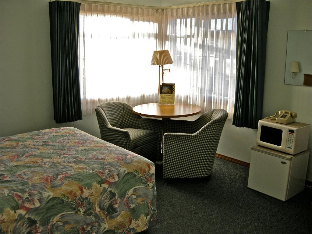Azalea Lodge 골드비치 외부 사진